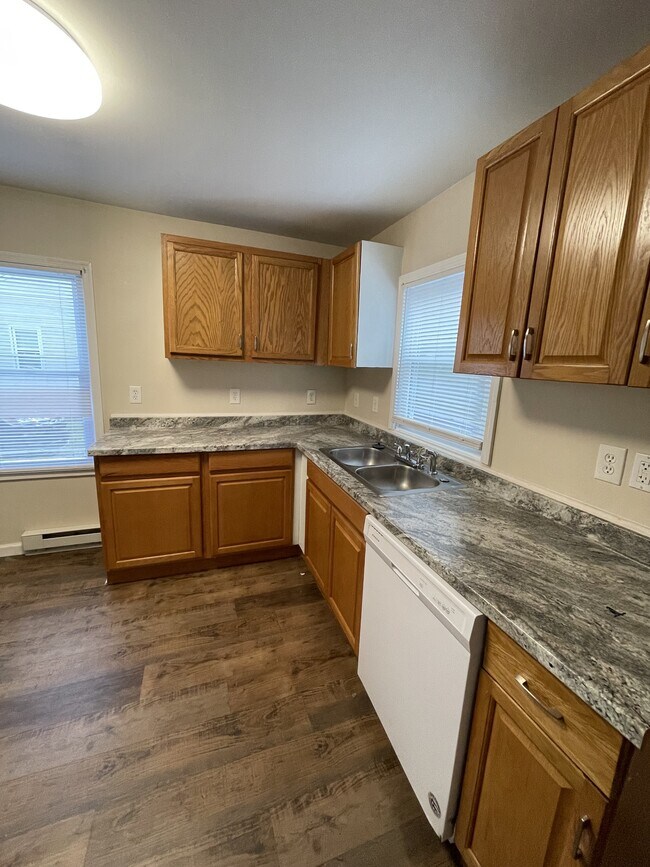 Foto del edificio - 538 E Lincoln Ave