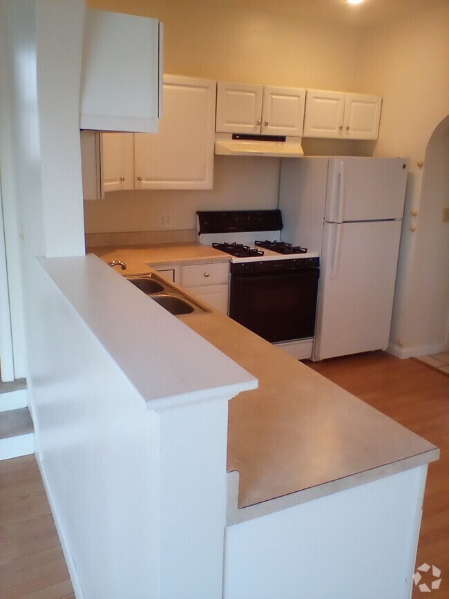 Apartments For Rent in Marietta OH with Extra Storage 2 Rentals