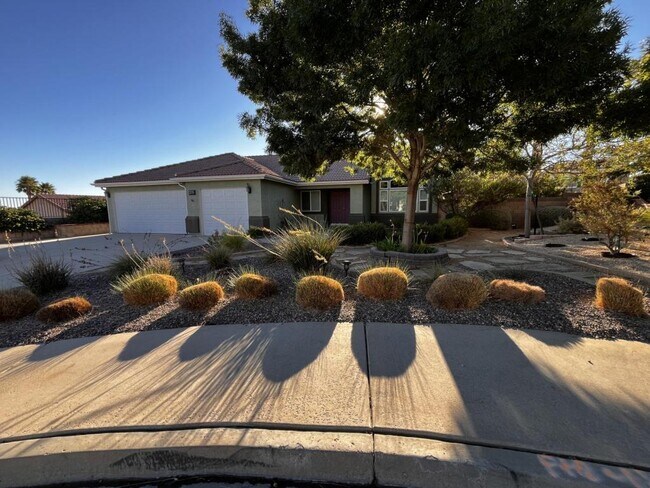 Building Photo - 40352 Palmas Ct