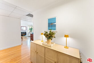 Building Photo - 12115 San Vicente Blvd