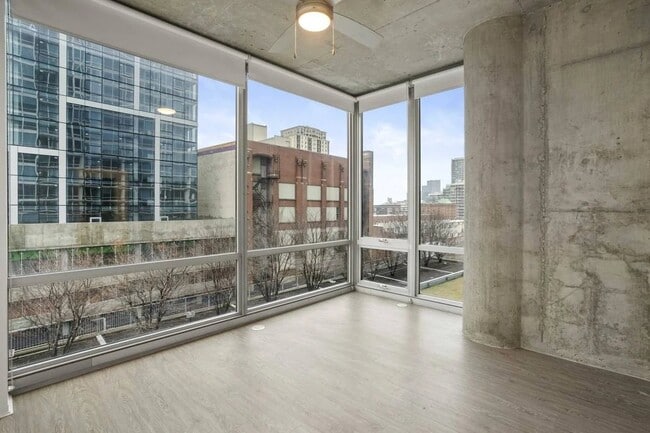 Building Photo - 1477 S State St