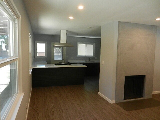 Foto del edificio - 1622 Foothill Blvd