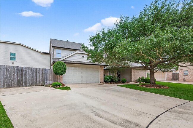 Building Photo - 903 Sugarfield Ct