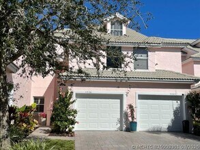 Building Photo - 4306 Fairway Dr N