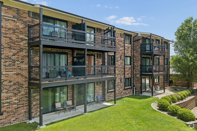 Alternar - Highbranch Apartments
