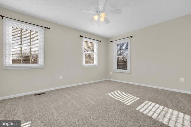 Foto del edificio - 6209 Derby Dr