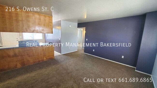 Building Photo - 216 S Owens St