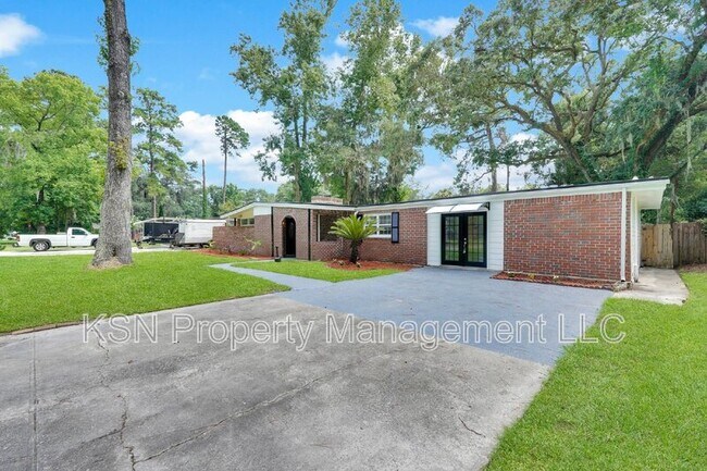 Building Photo - 117 Windsor Rd