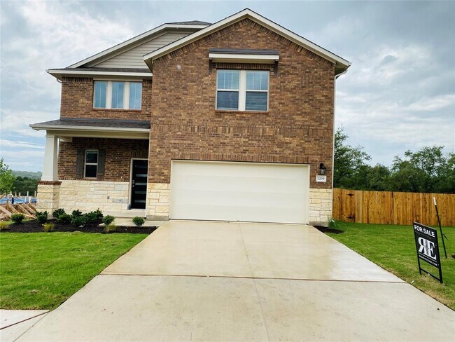 Building Photo - 2209 Limestone Lake Dr