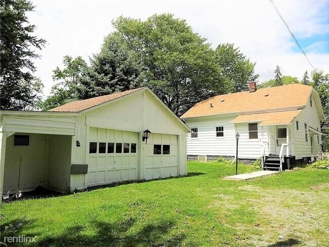 Building Photo - 3 br, 1 bath House - 4571 Marr Road