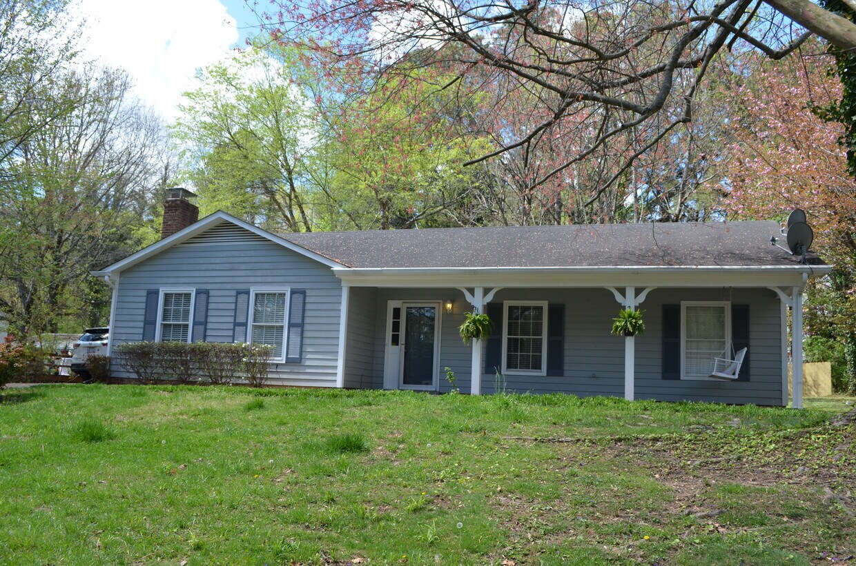 1300 Granada Ln, Greensboro, NC 27407 House Rental in Greensboro, NC