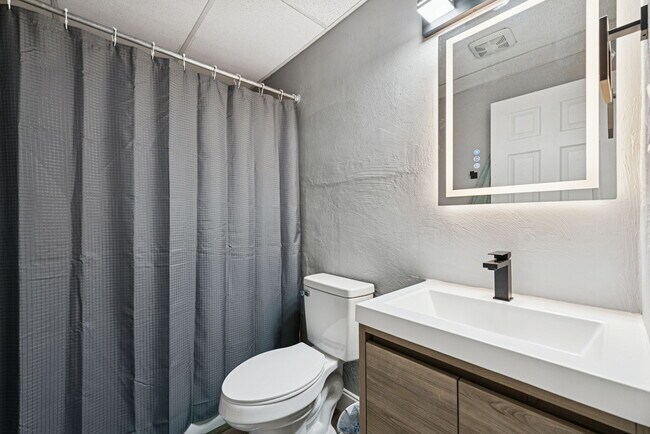 Foto del edificio - Brentwood Apartments