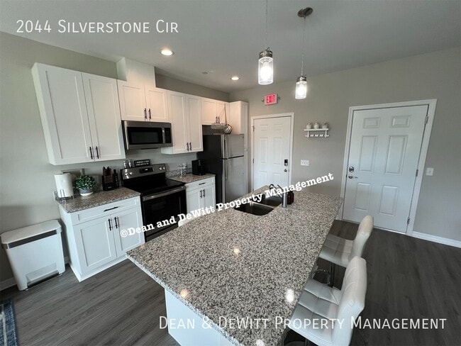 Building Photo - New Construction Townhome - Clearwater 2/2...