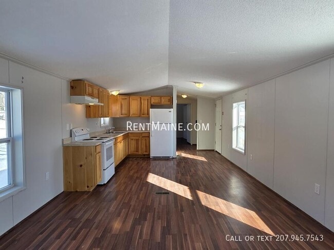 Building Photo - 41 Hatch St