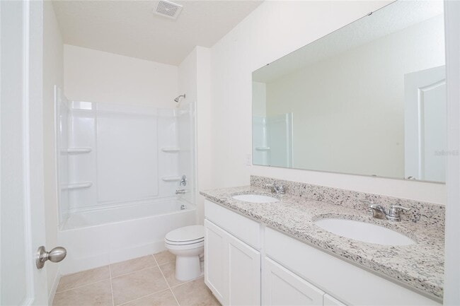 Building Photo - 2119 Tay Wes Dr