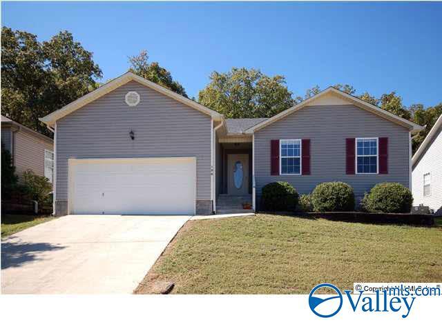Primary Photo - 196 Hollington Dr NE