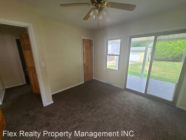 Building Photo - 2 br, 1 bath House - 444 WAGGONER