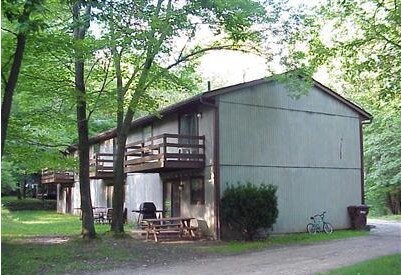Building Photo - 1215 E Nimisila Rd