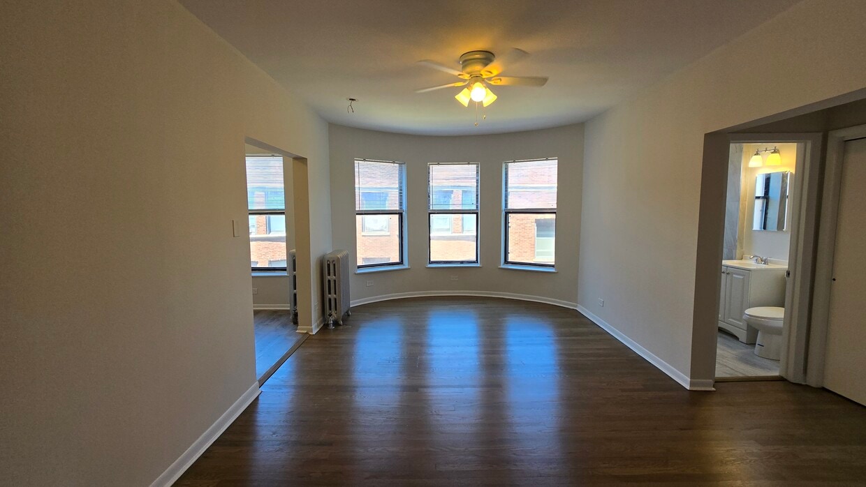 Foto principal - 7722 N Marshfield Ave