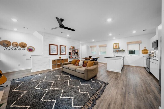 Foto del edificio - 5924 S Congress Ave