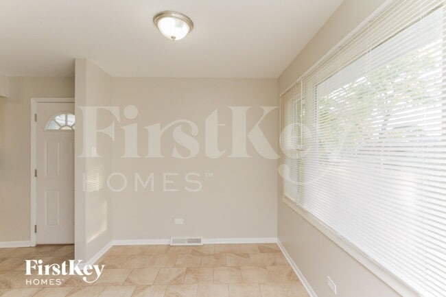 Building Photo - 17053 Grant St