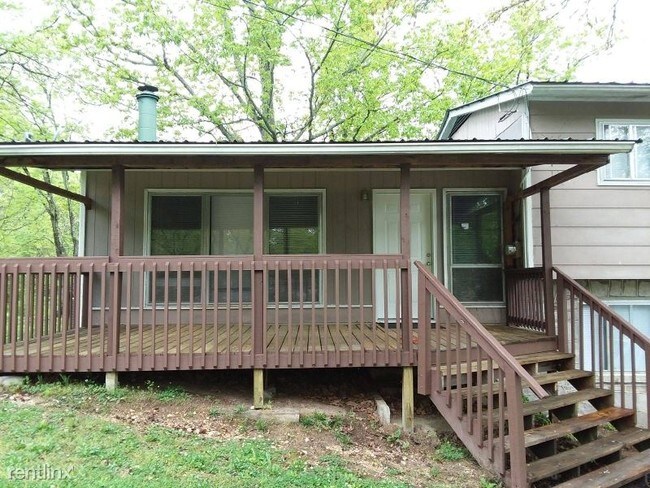 Building Photo - 3 br, 1.5 bath House - 112 Donna Ln