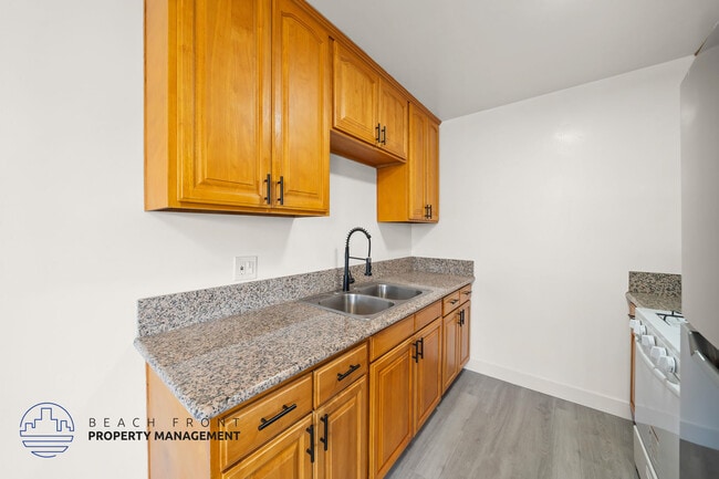 Building Photo - 2617 W. 141st Place