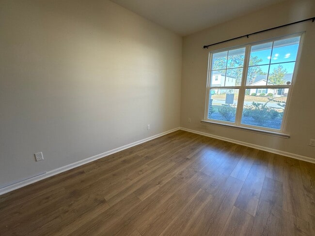 Foto del edificio - 3 Bed 2.5 Bath Home - Pooler GA