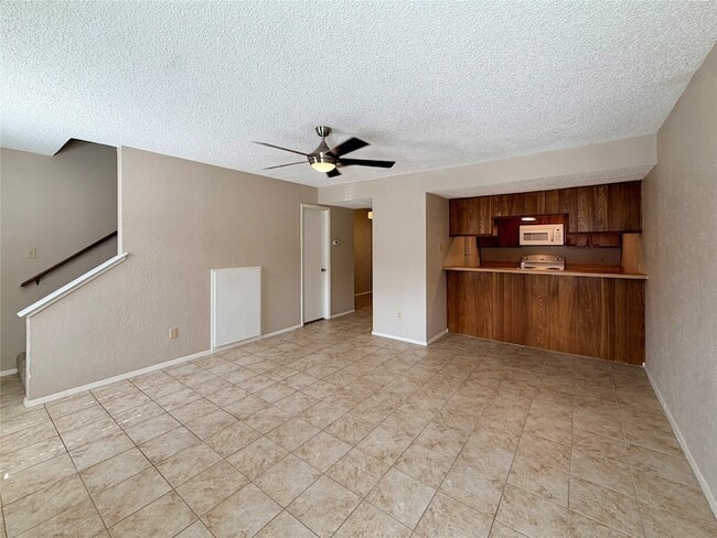 Building Photo - 1247 Dallas Dr