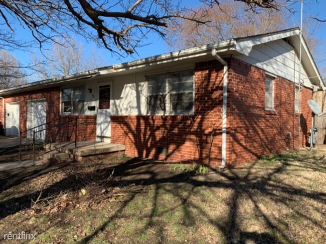 Foto del edificio - 2 br, 1 bath Townhome - 104 S Mt. Carmel