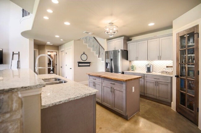 Foto del edificio - 108 Quail Run