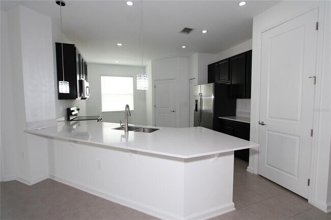Building Photo - 737 Citrus Reserve Blvd