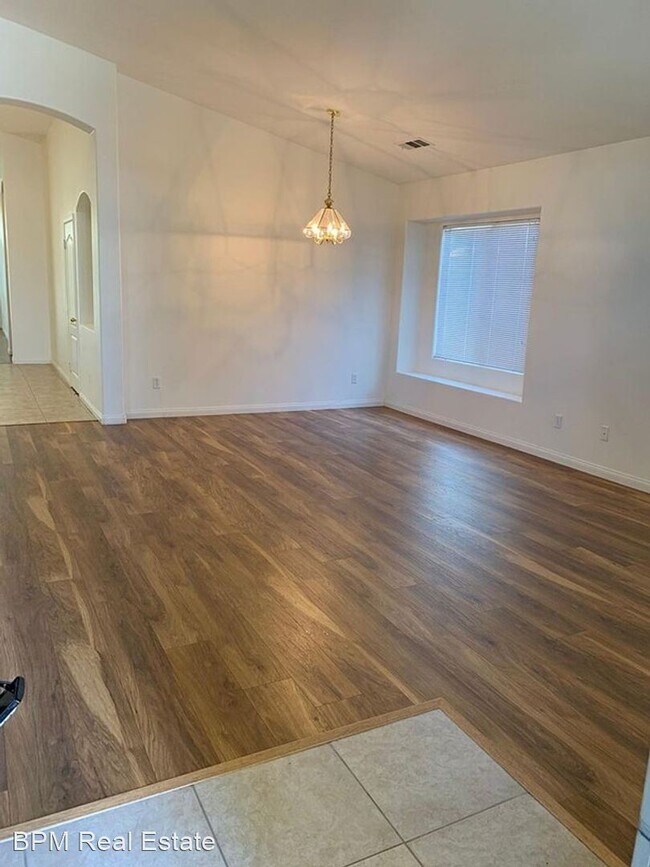 Building Photo - 4 br, 2 bath House - zz11806 Damask St.