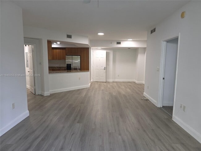 Building Photo - 510 NW 84th Ave