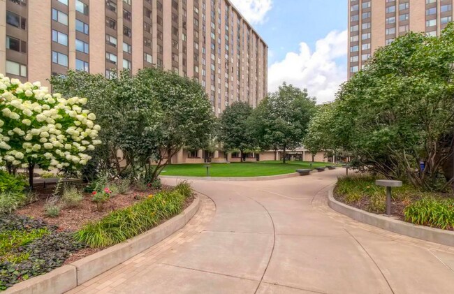 Foto del edificio - 19 S 1st St