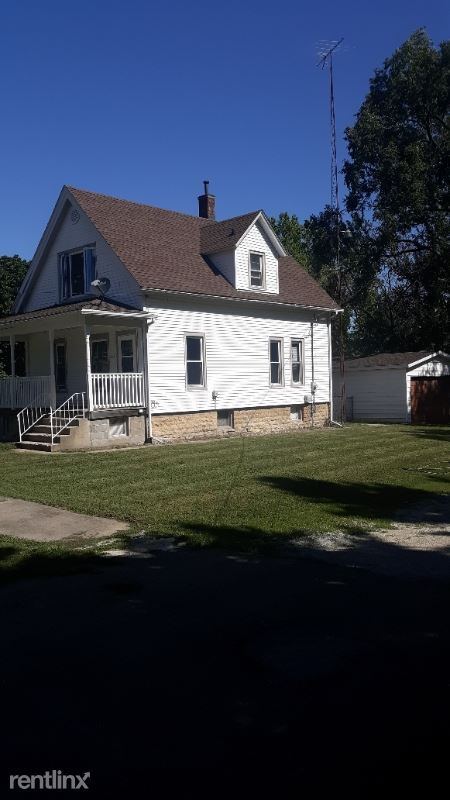 Building Photo - 2 br, 1.5 bath House - 397 E. Water St.