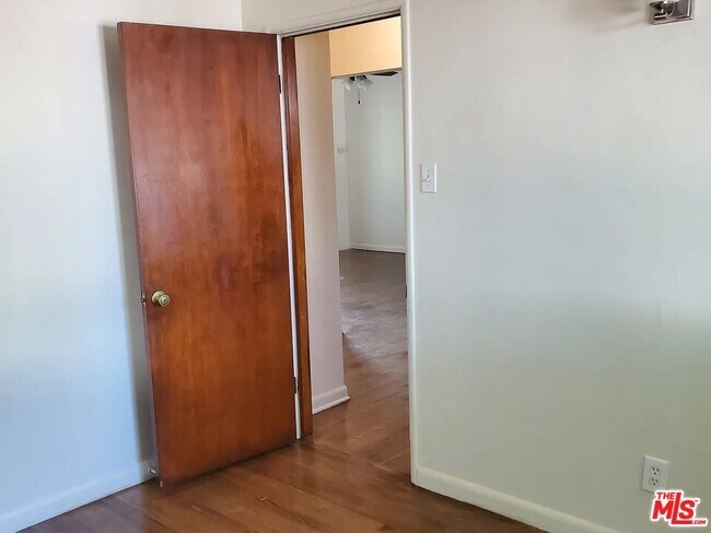 Foto del edificio - 2362 Ocean Ave