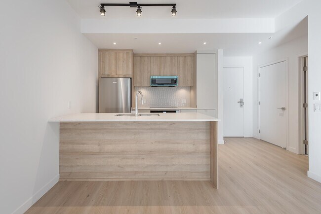 Building Photo - LV527