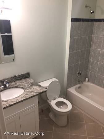 Foto del edificio - 82 Broadway