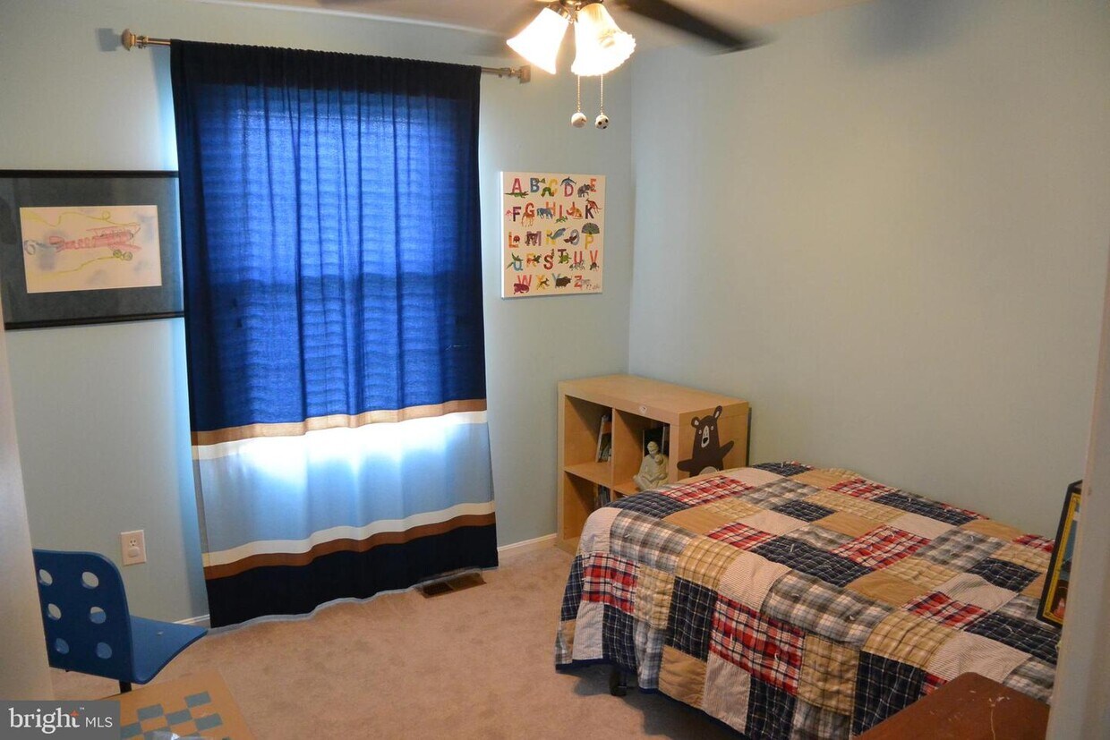 Primary Photo - 1614 Hiddenbrook Dr