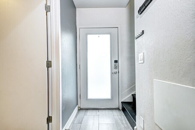 Foto del edificio - 1623 Julian St