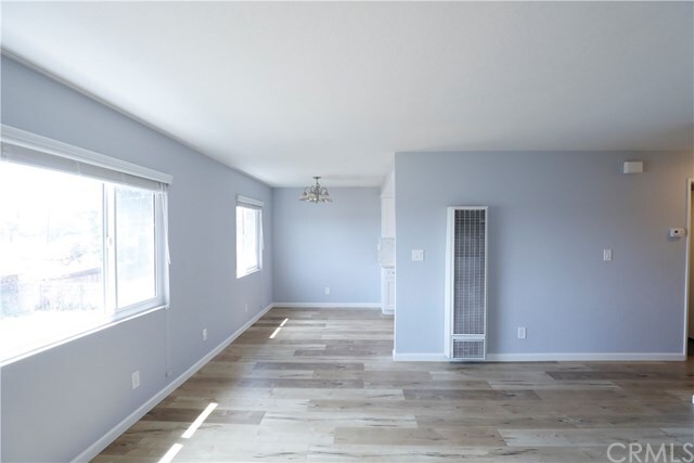 Building Photo - 1616 W 206th St