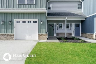 Building Photo - 2062 N Sarah Dr