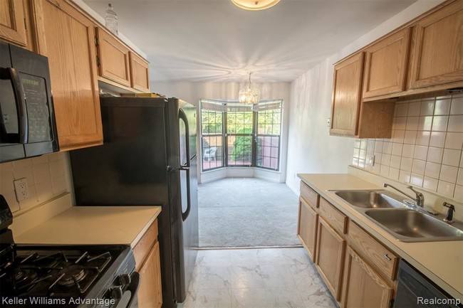 Building Photo - 31107 Country Bluff