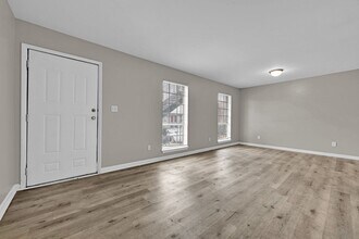 Building Photo - 3225 Avenue S