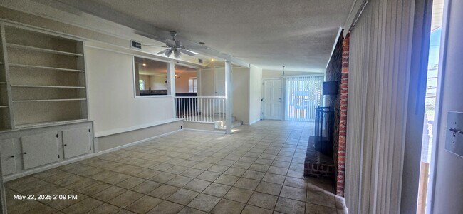 Foto del edificio - 4 Sewanee Cir