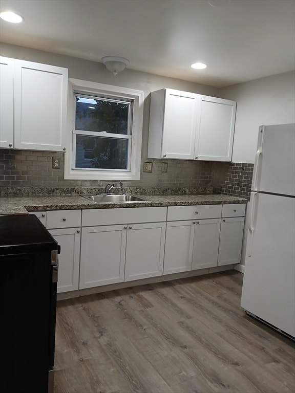 Building Photo - 104 Choate St