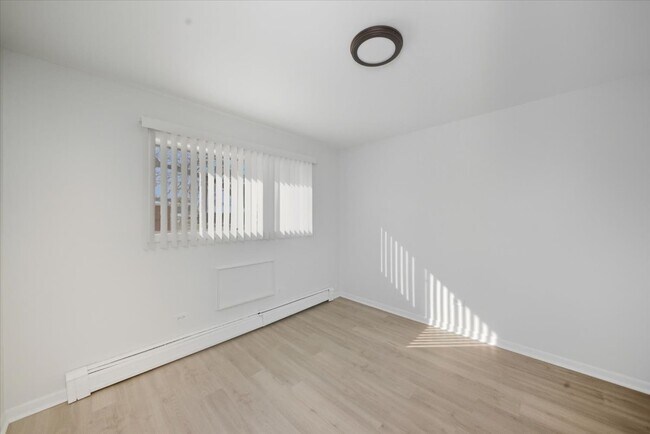 Building Photo - 600 McKinley Ave