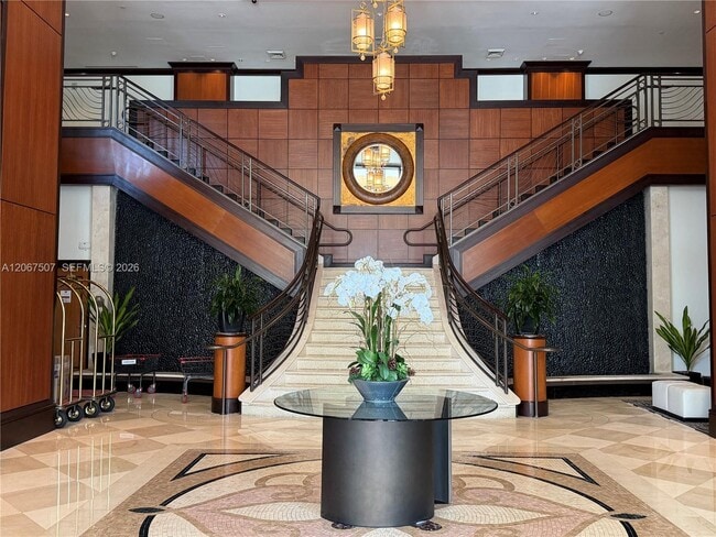 Building Photo - 600 W Las Olas Blvd