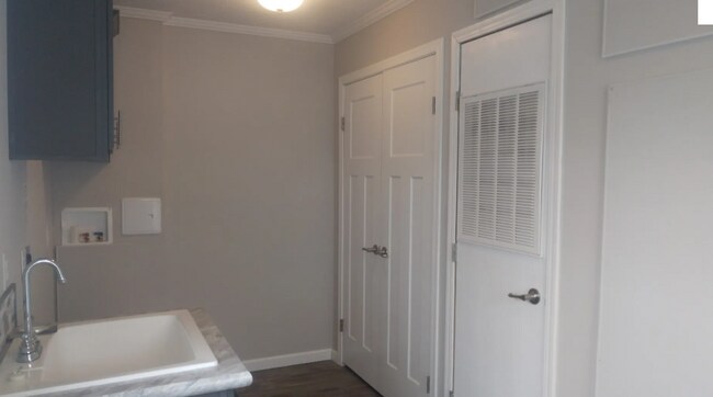 Building Photo - 37269 Burrstone Ln